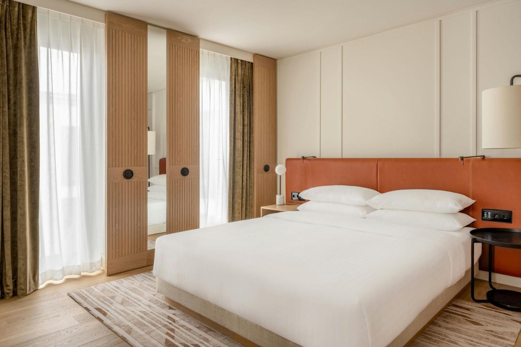 Munich Marriott Hotel City West Exterior photo
