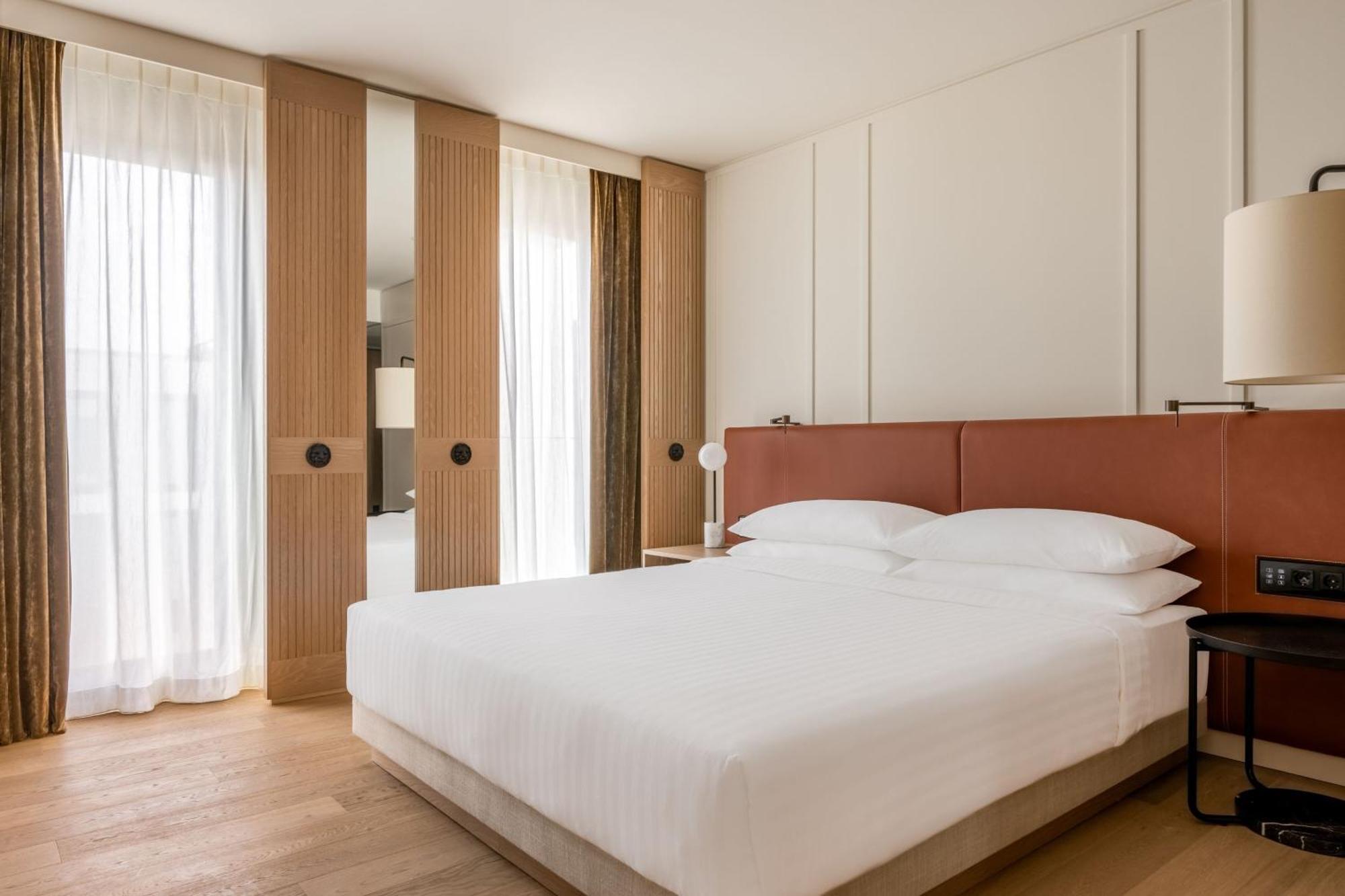Munich Marriott Hotel City West Exterior photo